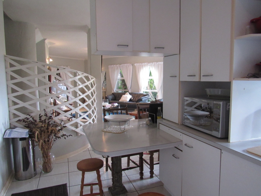 4 Bedroom Property for Sale in Wavecrest Eastern Cape